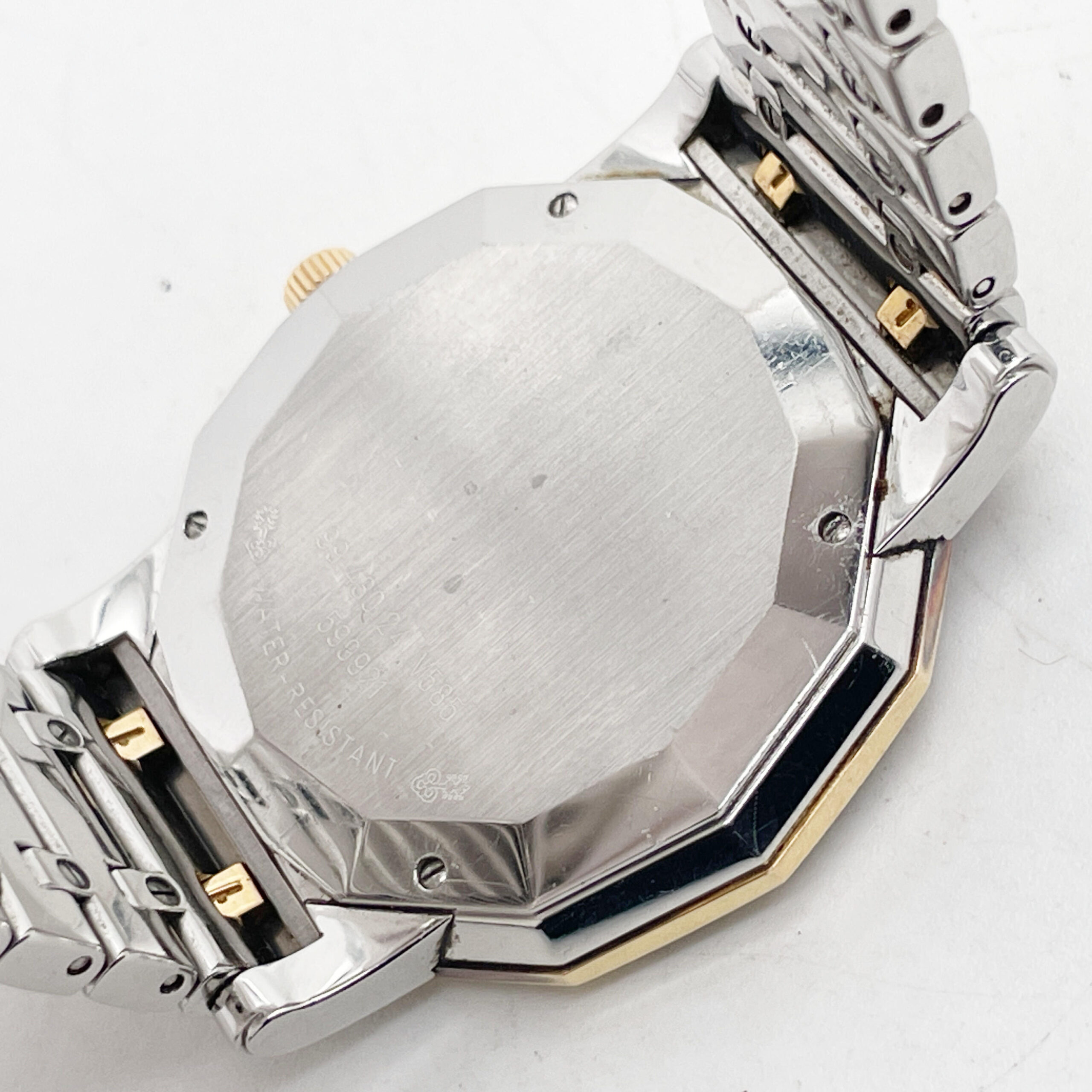 CORUM アドミラルズカップ 裏蓋の刻印