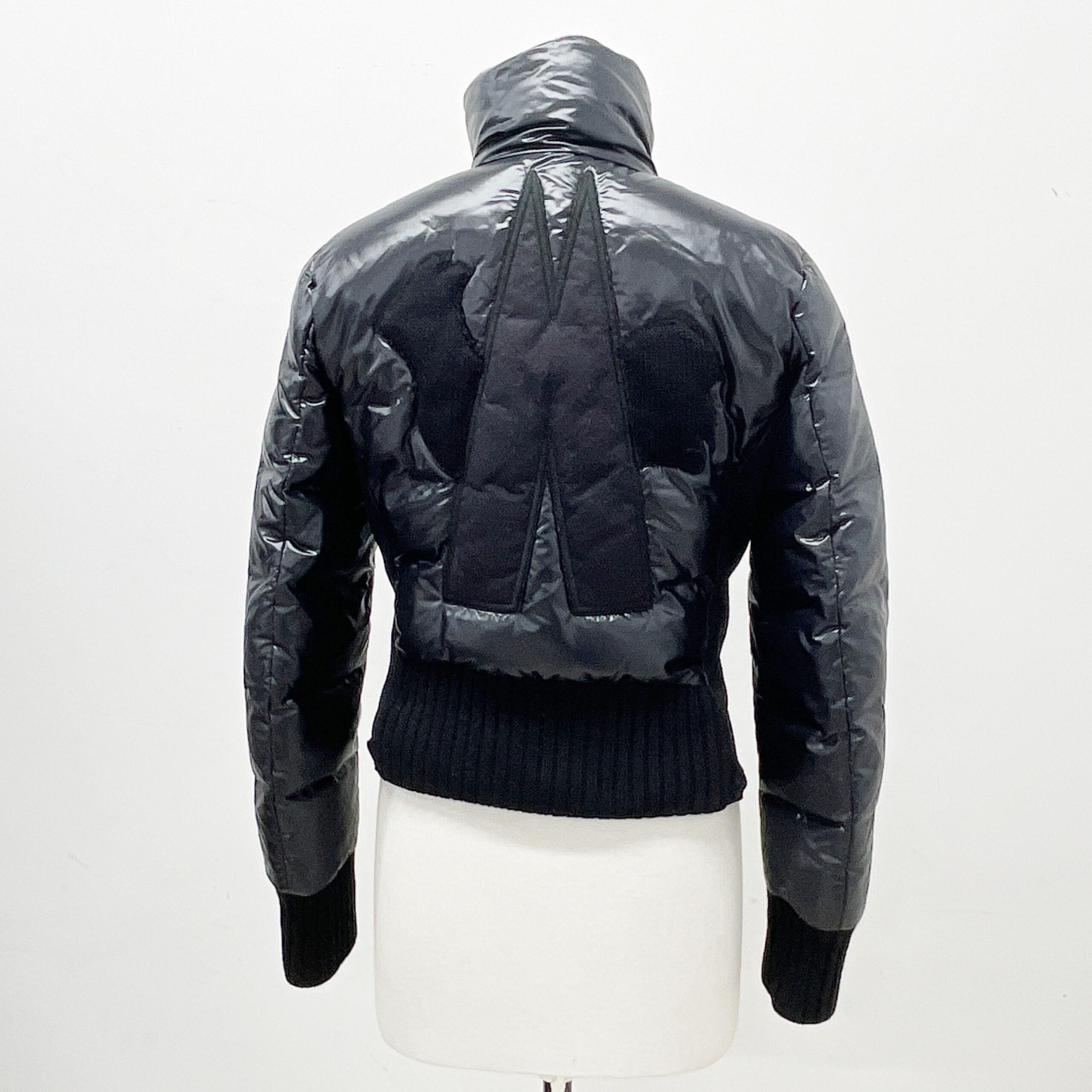 MONCLER ダウンジャケット